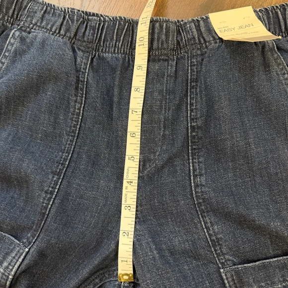 NWT GAP Women's Mid Rise Easy Jean Size Small - Picture 11 of 12